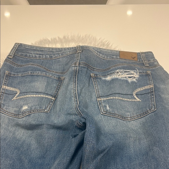 American Eagle Light Blue Ripped Boyfriend Jeans Size 8 - Picture 7 of 8